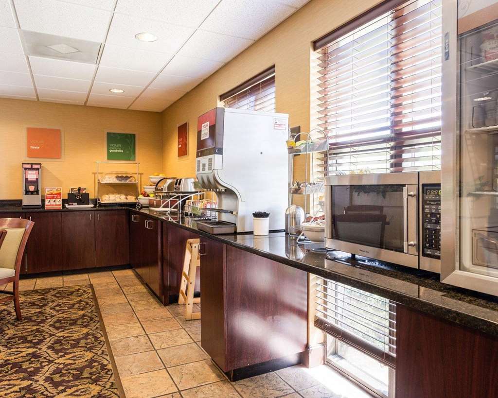 Comfort Inn Horn Lake Restaurant photo